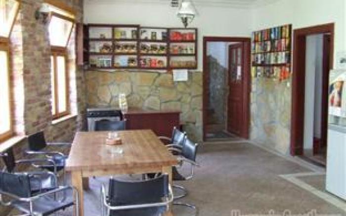 Hungaria Guesthouse