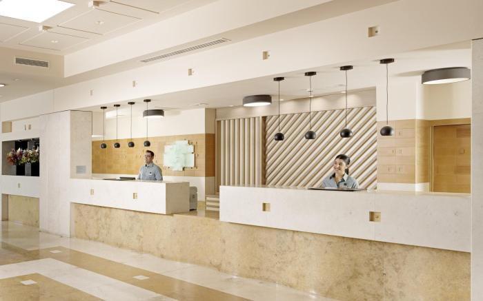 Holiday Inn Athens Attica Av Airport W. By IHG