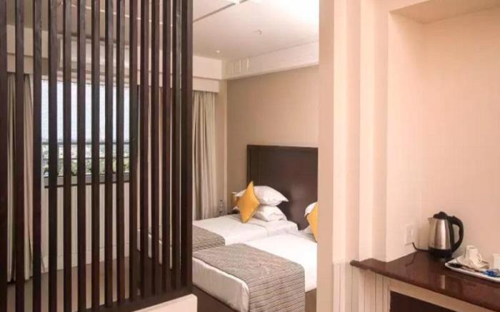 Hotel Ivory Tower