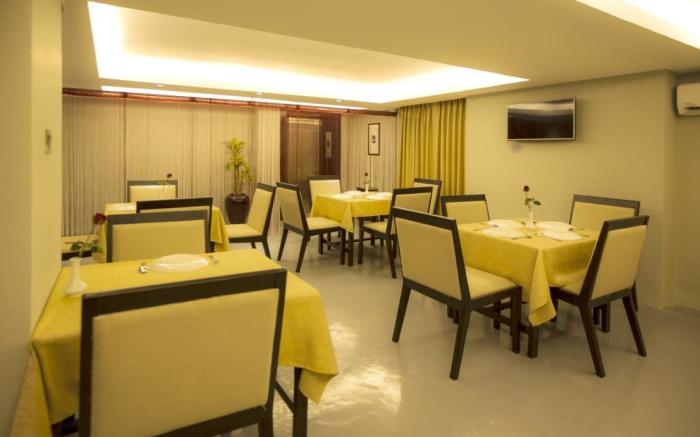 Shwe Pyi San Yar Hotel