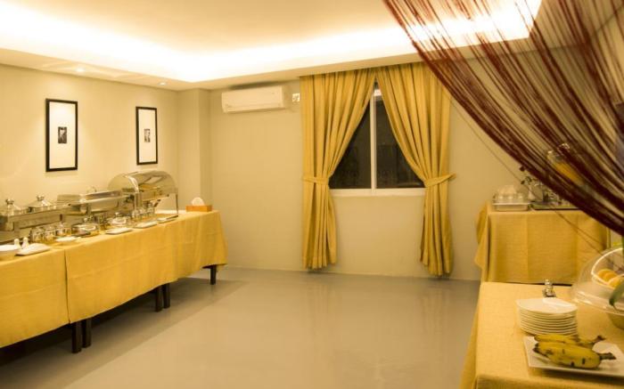 Shwe Pyi San Yar Hotel