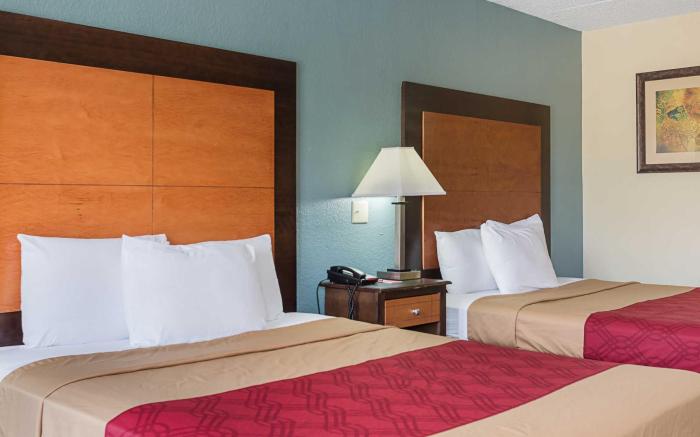 Econo Lodge Gallatin - Metro Nashville