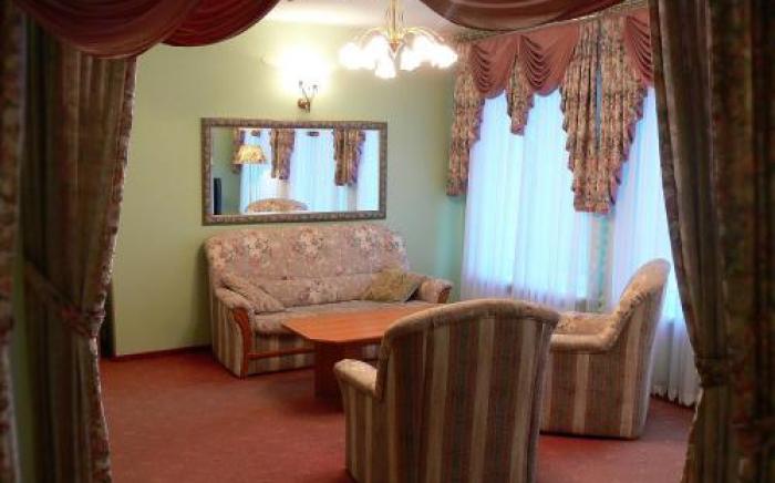 Hotel Renusz