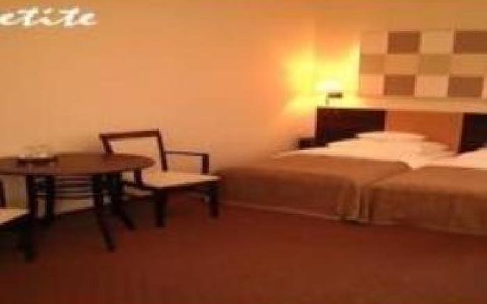 La Petite APARTMENTS & ROOMS
