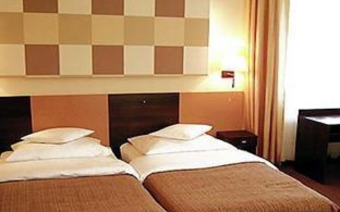 La Petite APARTMENTS & ROOMS