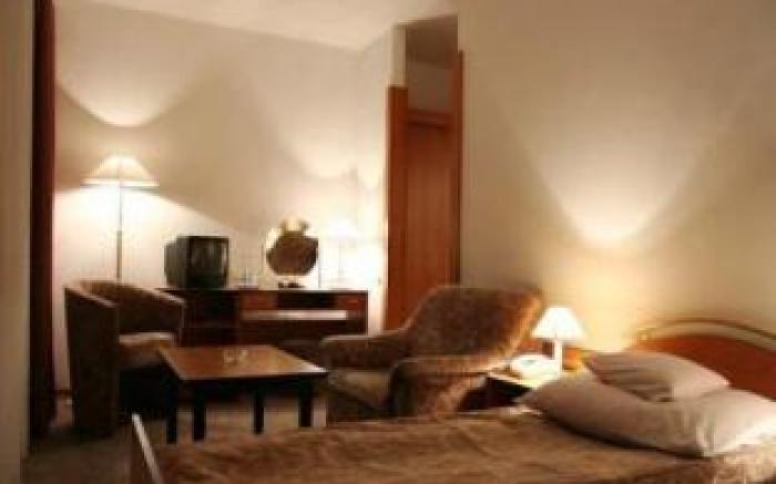 Hotel Helios 300m od Krupowek nowy BASEN od 12 lipca
