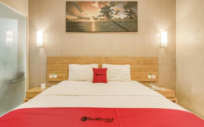 Sunshine Family Homestay near Terminal 1 Juanda Airport