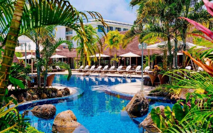 Sheraton Samoa Aggie Grey's Hotel & Bungalows