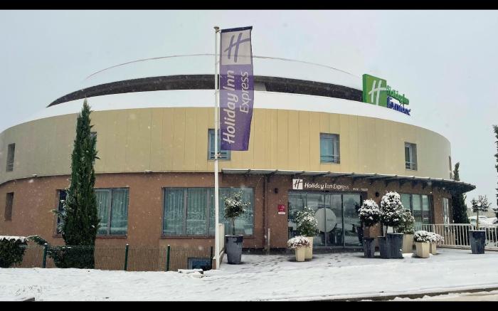 Holiday Inn Express Paris - Velizy By IHG