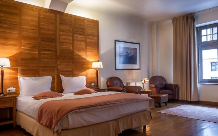 Rembrandt Hotel
