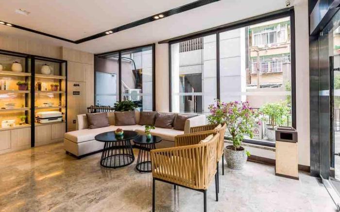 Atour Hotel Hangzhou Wulin Gate Hushu South Road