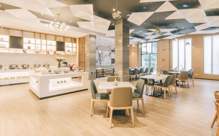 Atour Hotel Changshu Changjiang Road