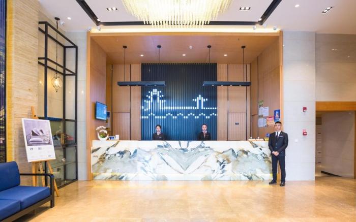 Atour Hotel Guiyang North Railway Station