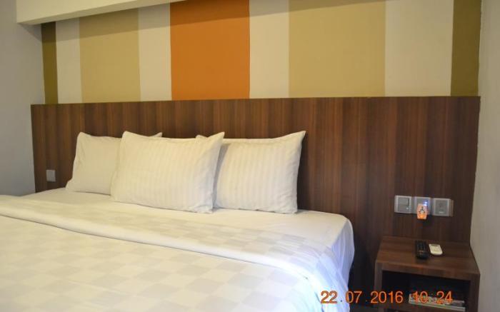 J Hotel Medan