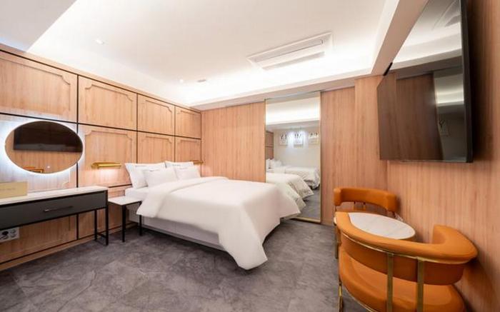 Suwon Station Hotel Insta