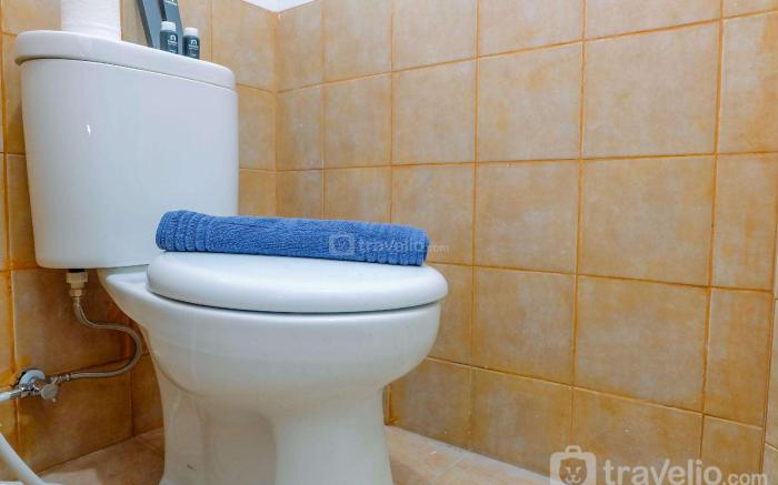 Apartment 2BR at Green Pramuka City By Travelio