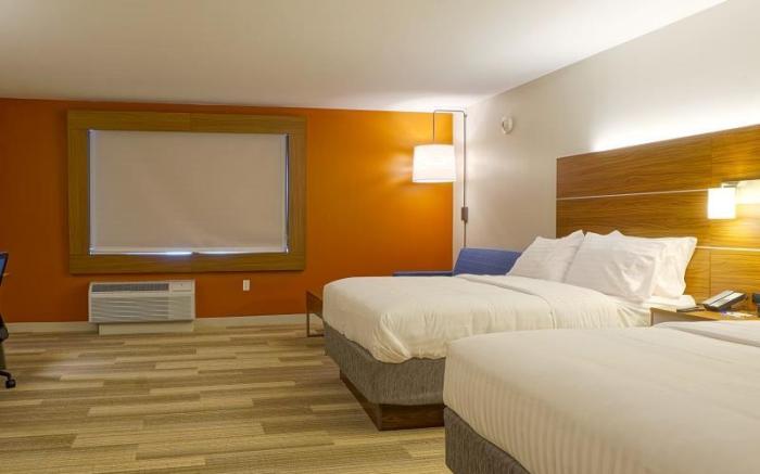 Holiday Inn Express & Suites Omaha - Millard Area By IHG