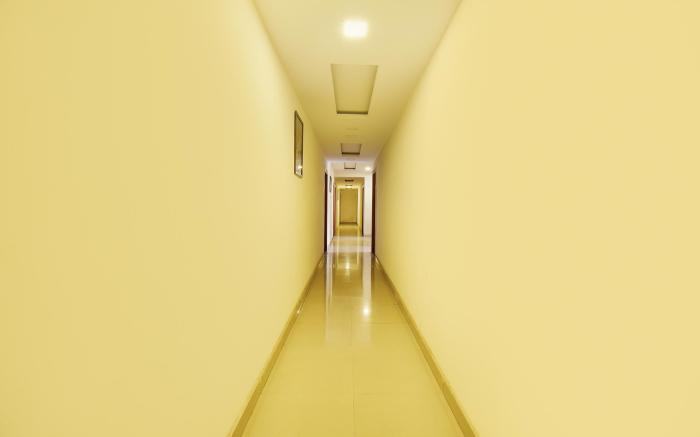 FabExpress Comfort Executive - Nr. Butterfly Trampoline Park - Hinjawadi