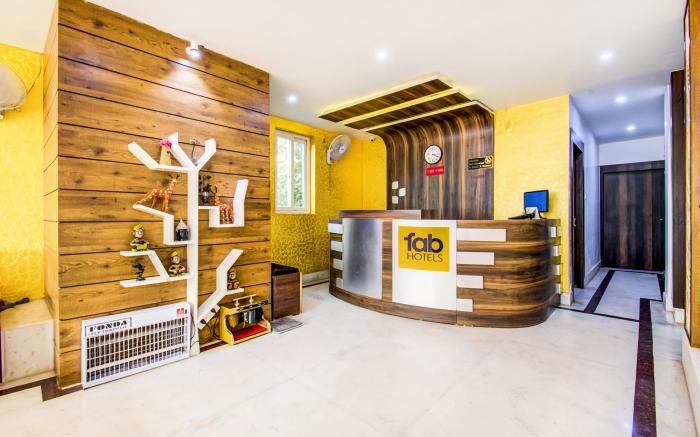 FabHotel Grand Sheela