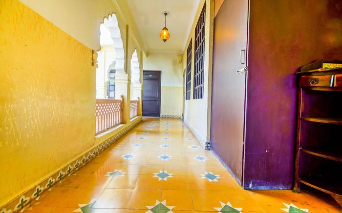 FabHotel Utsav Niwas