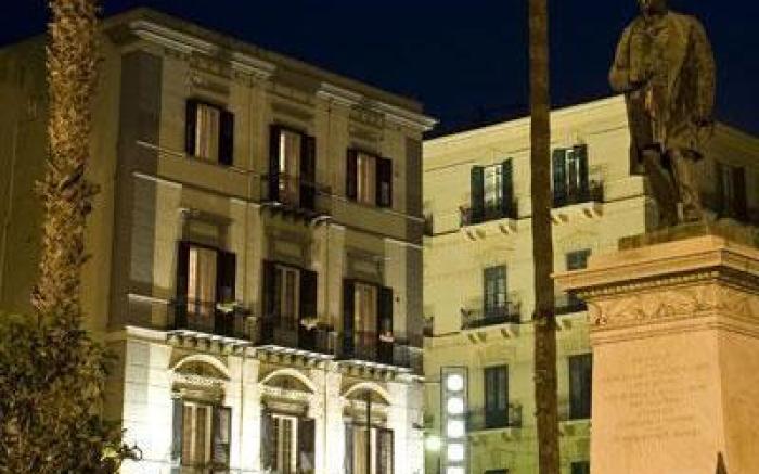 Hotel Joli