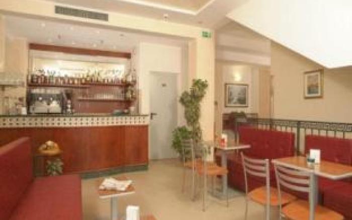 Hotel Zeus