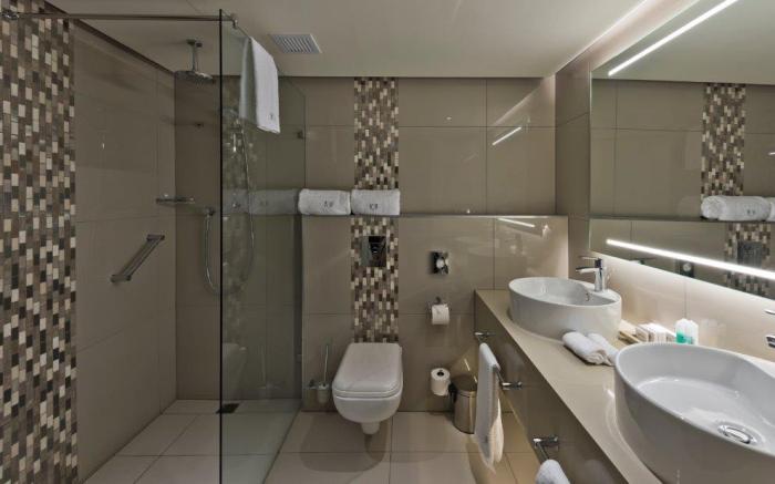 Krystal Beach Hotel Pty Ltd