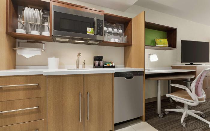 Home2 Suites by Hilton Portland Airport OR
