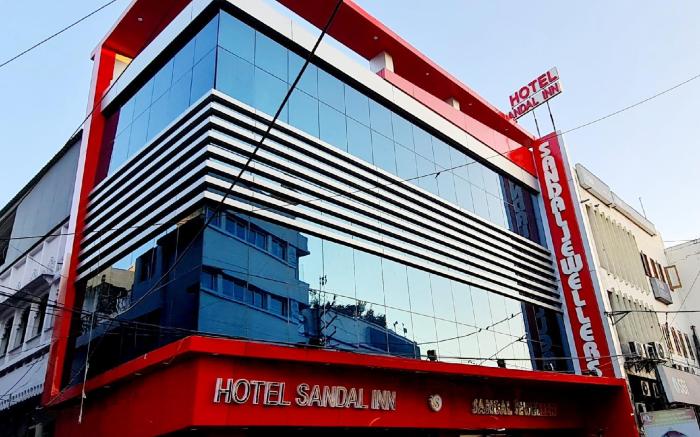 Hotel Sandal Inn