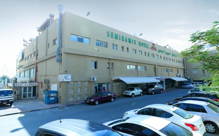 OYO 112 Semiramis Hotel
