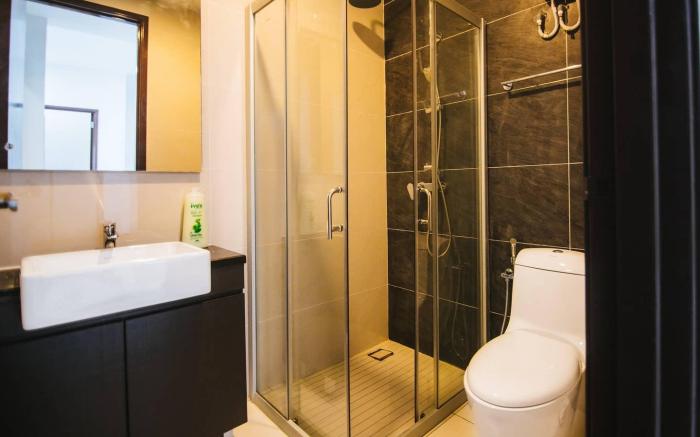 Logi Suite . Country Garden @ 2BR 4pax near CIQ