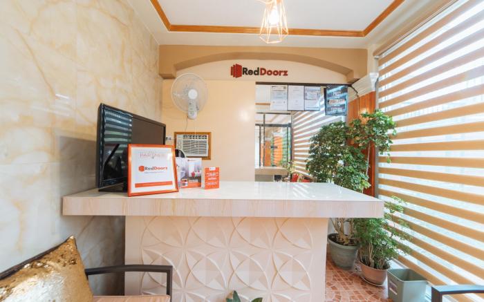 RedDoorz @ Q Abeto Street Mandurriao