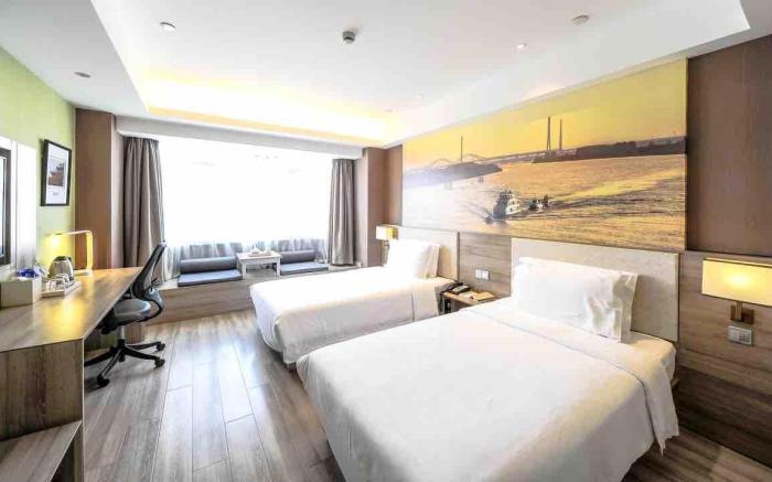 Atour Hotel Nanjing Gulou Xuanwuhu South Road