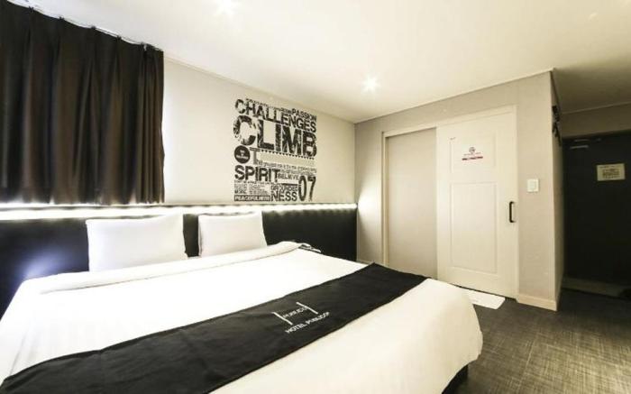 Publico Hotel