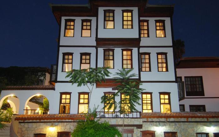 Argos Hotel