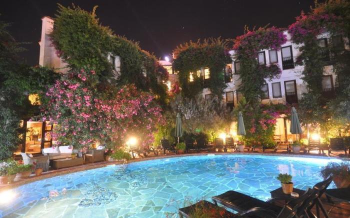 El Vino Hotel Suites