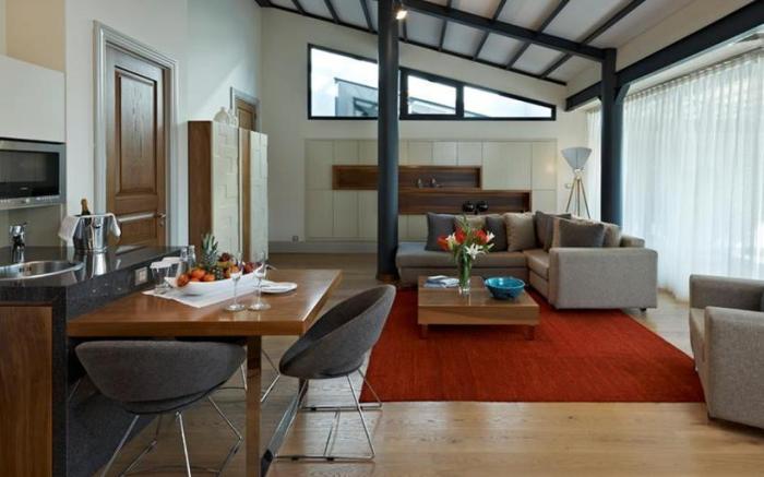 Tomtom Suites