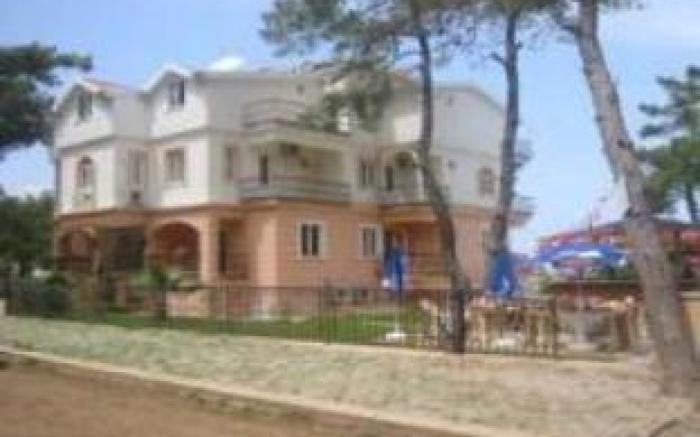 Forest Park Hotel