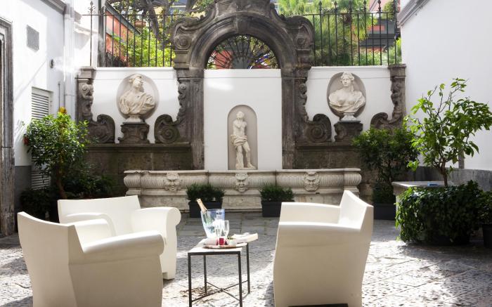 Hotel Piazza Bellini & Apartments