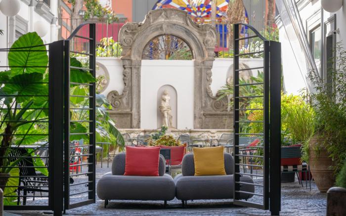 Hotel Piazza Bellini & Apartments