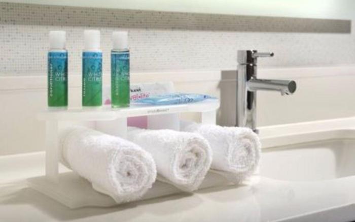 Holiday Inn Express & Suites Greenwood North By IHG