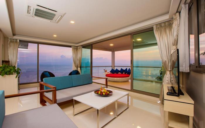 Sunset Beach Club Hotel