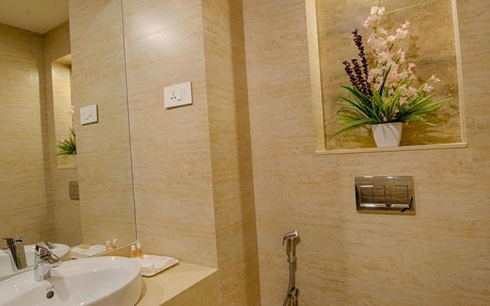 Hotel Chenthur Park