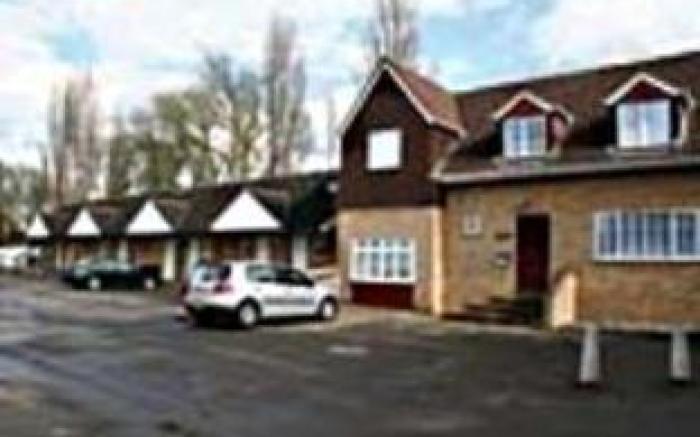 Roydon Marina Village Hotel