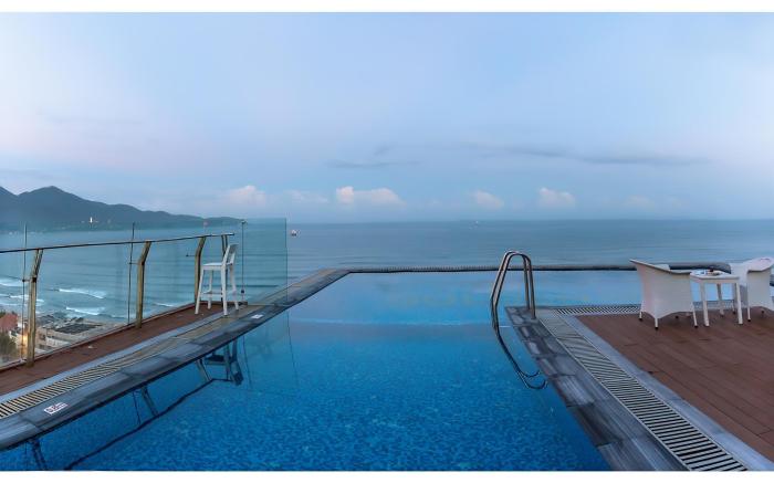 Lunar Hotel Da Nang