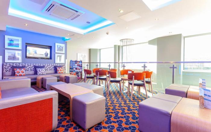 Holiday Inn Express Edinburgh – Royal Mile By IHG