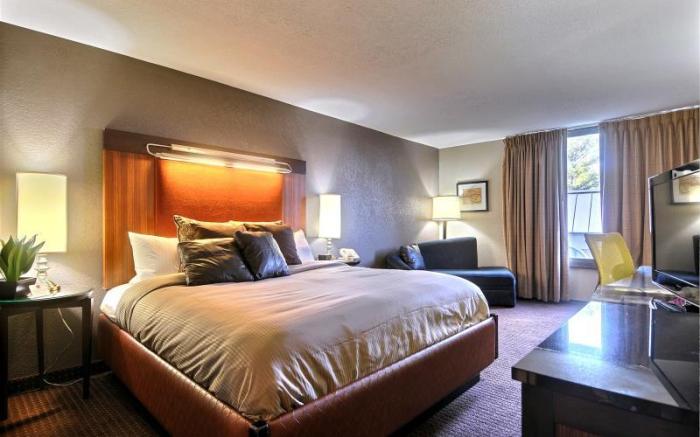 Travelodge by Wyndham Memphis