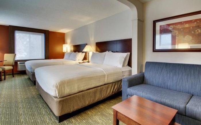 Holiday Inn Express & Suites Lincoln East - White Mountains By IHG