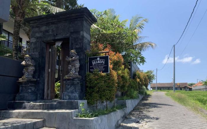 Grandpa Guest House