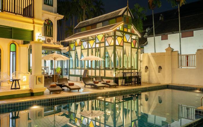 Cheva Gallery  Boutique Hotel